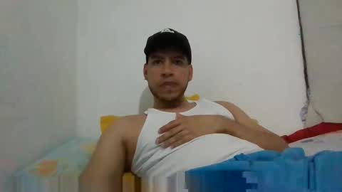 Michael Jones Modelo Independiente online show from 10.06.25