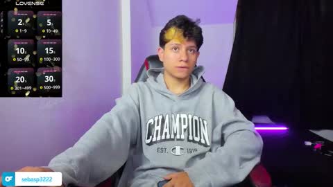 Snapshot of michael_kendall0 chatting on 10.07.25 michael independent model online show from 10.07.25