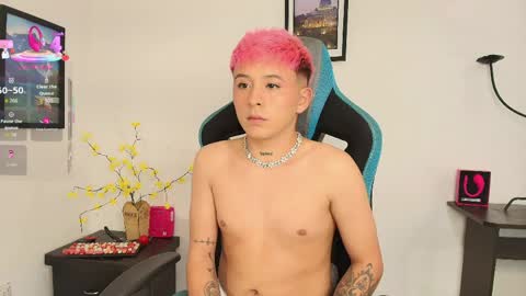 Snapshot of michael_lopez_1 chatting on 04.09.26 michael_lopez_1 online show from 04.09.26