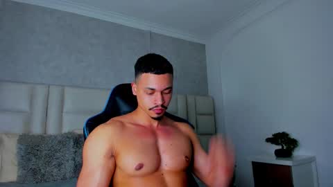 Michael online show from 12.05.25