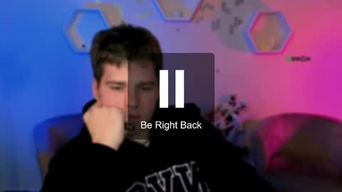 Snapshot of michael_strong_ chatting on 12.04.25 Your Michael online show from 12.04.25