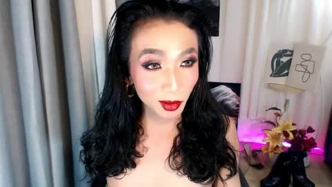 michaelagoddess online show from 04.23.26
