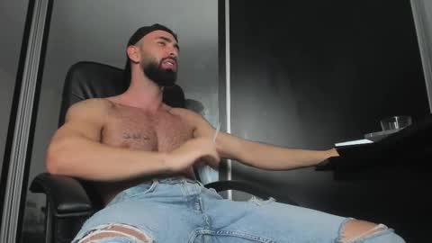 MichaelEvansx online show from 10.29.25