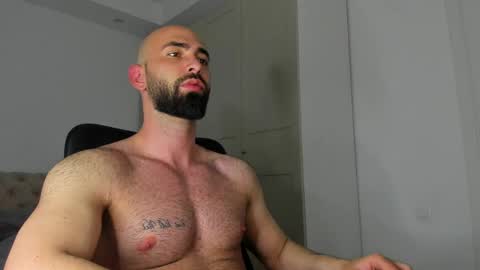 MichaelEvansx online show from 04.21.26