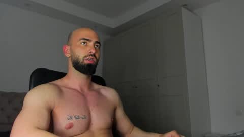 MichaelEvansx online show from 04.24.26