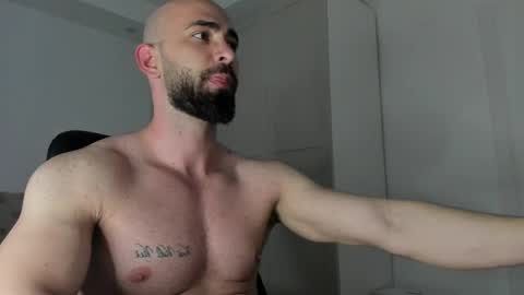 MichaelEvansx online show from 04.26.26