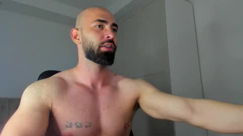 MichaelEvansx online show from 04.27.26