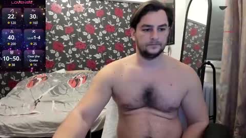 Snapshot of michaelragnar90 chatting on 01.09.25 michaelragnar90 online show from 01.09.25