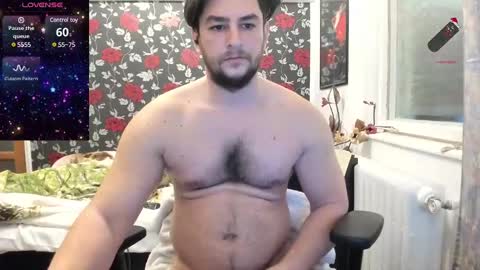 Snapshot of michaelragnar90 chatting on 01.24.25 michaelragnar90 online show from 01.24.25