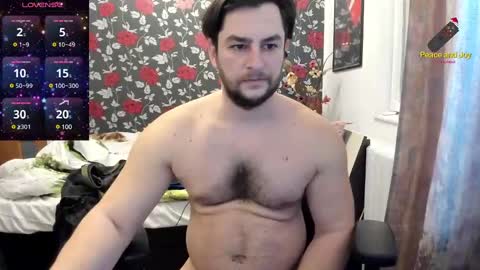 Snapshot of michaelragnar90 chatting on 01.29.25 michaelragnar90 online show from 01.29.25