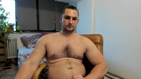 Snapshot of michaelragnar90 chatting on 11.28.25 michaelragnar90 online show from 11.28.25