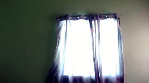 Snapshot of michaeltagocon chatting on 01.04.25 My name is Kel 18. 53 short and petite... online show from 01.04.25