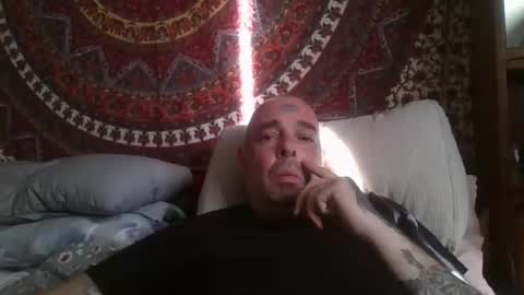 michawolf96 online show from 04.24.26