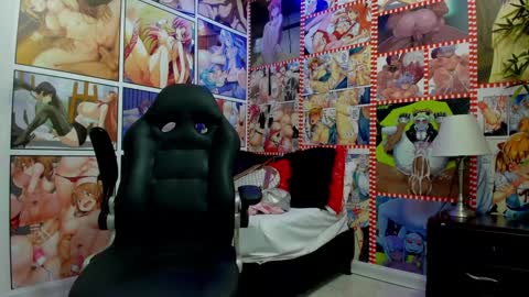 Snapshot of michel_lopez18 chatting on 01.16.25 michel_lopez18 online show from 01.16.25