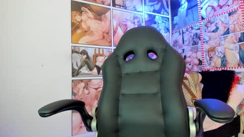 Snapshot of michel_lopez18 chatting on 01.31.25 michel_lopez18 online show from 01.31.25