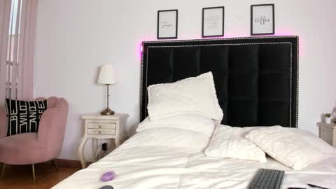 michel_owens online show from 03.14.26