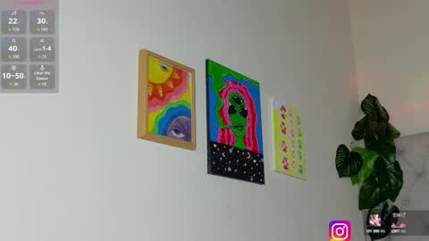 Snapshot of michele_rooss00 chatting on 11.06.25 melannie follow my new page online show from 11.06.25