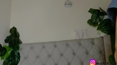 Snapshot of michele_rooss00 chatting on 11.10.25 melannie follow my new page online show from 11.10.25