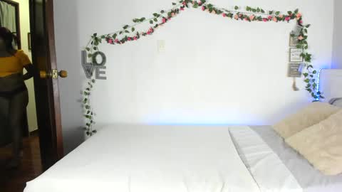 Michell online show from 09.24.25