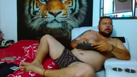 Snapshot of michell_myers chatting on 02.04.25 michell_myers online show from 02.04.25