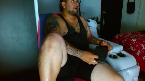 Snapshot of michell_myers chatting on 02.18.25 michell_myers online show from 02.18.25