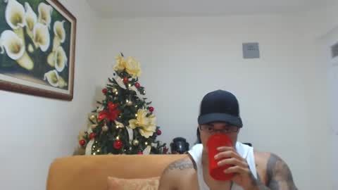 michelle_allen0104 online show from 12.03.24