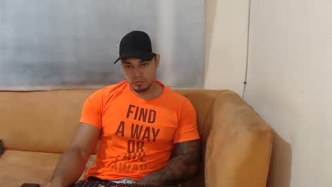 michelle_allen0104 online show from 01.29.25