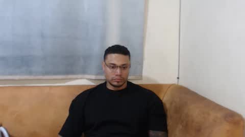 michelle_allen0104 online show from 10.30.25