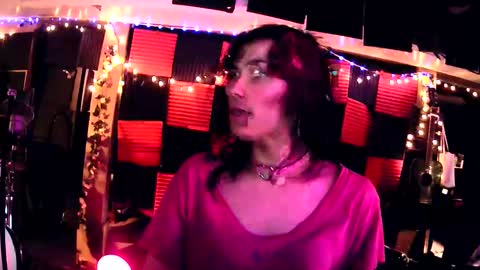 michelle_flowers online show from 03.05.25