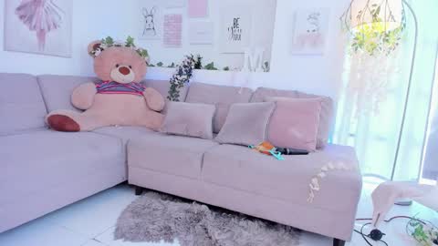 Snapshot of michelle_se chatting on 12.29.24 Michelle online show from 12.29.24