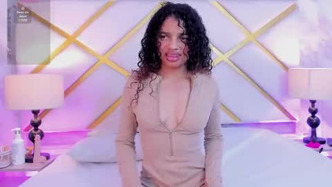 Snapshot of michellebronx chatting on 05.16.26 michellebronx online show from 05.16.26