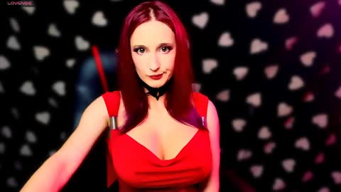 Snapshot of michelleevie chatting on 04.05.26 Agatha online show from 04.05.26