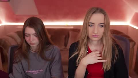 Michelle online show from 03.04.25