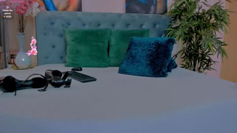 michellereys online show from 01.28.25