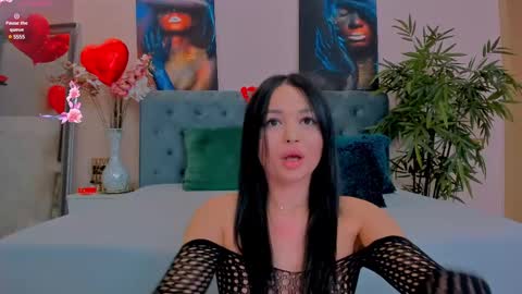 michellereys online show from 02.20.25