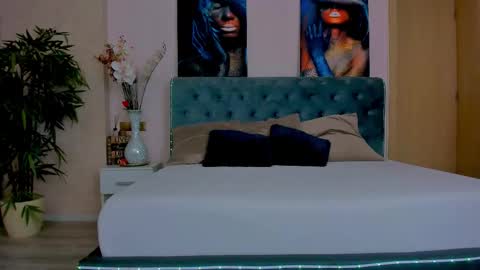 michellereys online show from 09.13.25