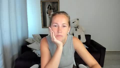 Snapshot of michellewoitsik chatting on 08.08.26 Michelle online show from 08.08.26