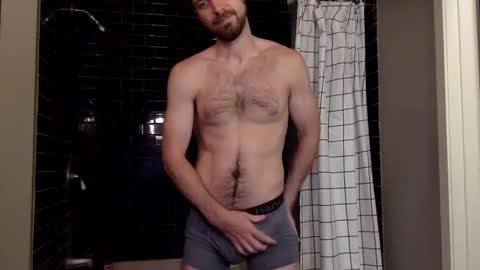 Snapshot of mickey_mic chatting on 09.10.25 mickey_mic online show from 09.10.25