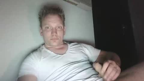 Snapshot of mickkxl chatting on 01.30.25 mickkxl online show from 01.30.25