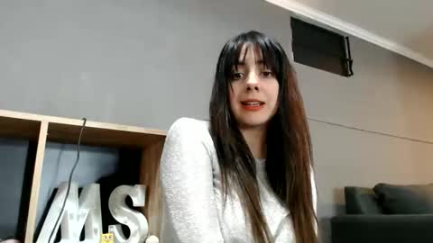 Snapshot of mickystrumia chatting on 05.20.26 mickystrumia online show from 05.20.26