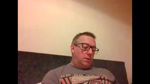 Snapshot of middleton2021 chatting on 12.30.24 middleton2021 online show from 12.30.24