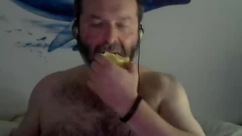 Snapshot of midhir chatting on 01.22.25 kike online show from 01.22.25