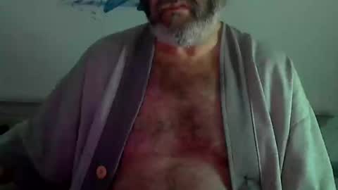 Snapshot of midhir chatting on 01.25.25 kike online show from 01.25.25