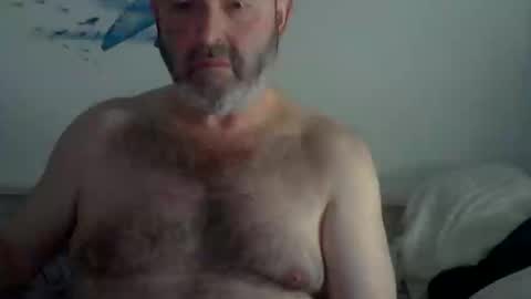 Snapshot of midhir chatting on 02.06.25 kike online show from 02.06.25