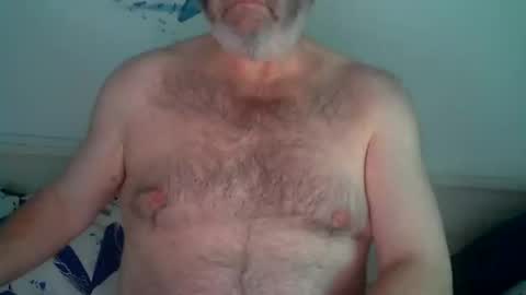 Snapshot of midhir chatting on 12.05.25 kike online show from 12.05.25