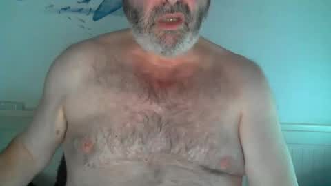 Snapshot of midhir chatting on 06.12.26 kike online show from 06.12.26