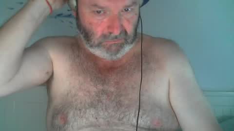 Snapshot of midhir chatting on 07.05.26 kike online show from 07.05.26