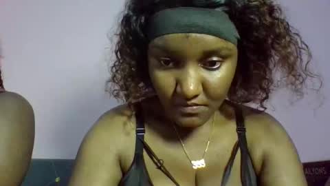 Snapshot of midnight_sexy chatting on 05.17.26 midnight_sexy online show from 05.17.26