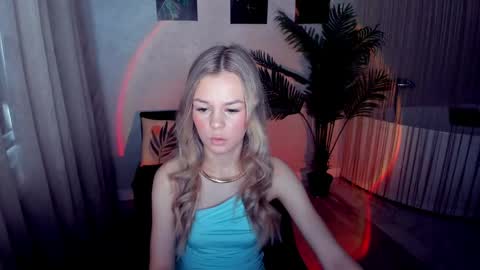 midnighteaura online show from 04.28.26
