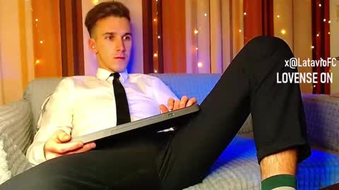 Snapshot of midnighter__ chatting on 12.16.25 Alexey or just Alex online show from 12.16.25